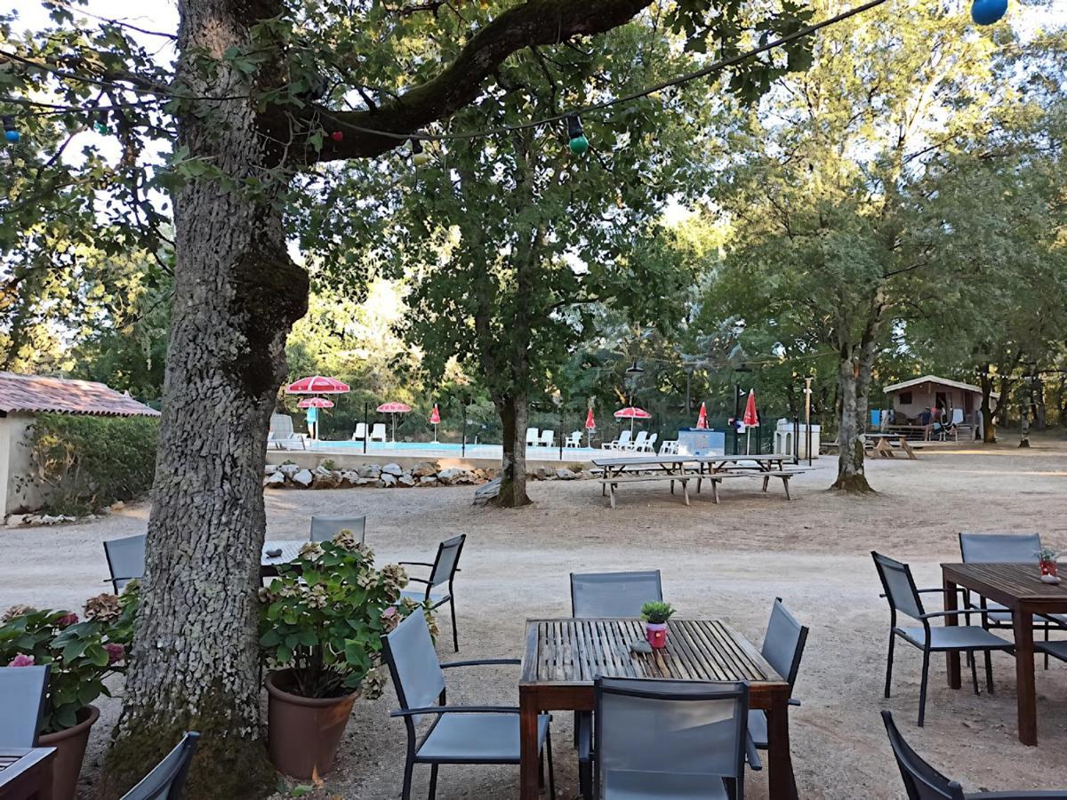 Lodges Du Bois Dodo - Ancien Camping De Bois Redon Septfonds Bagian luar foto